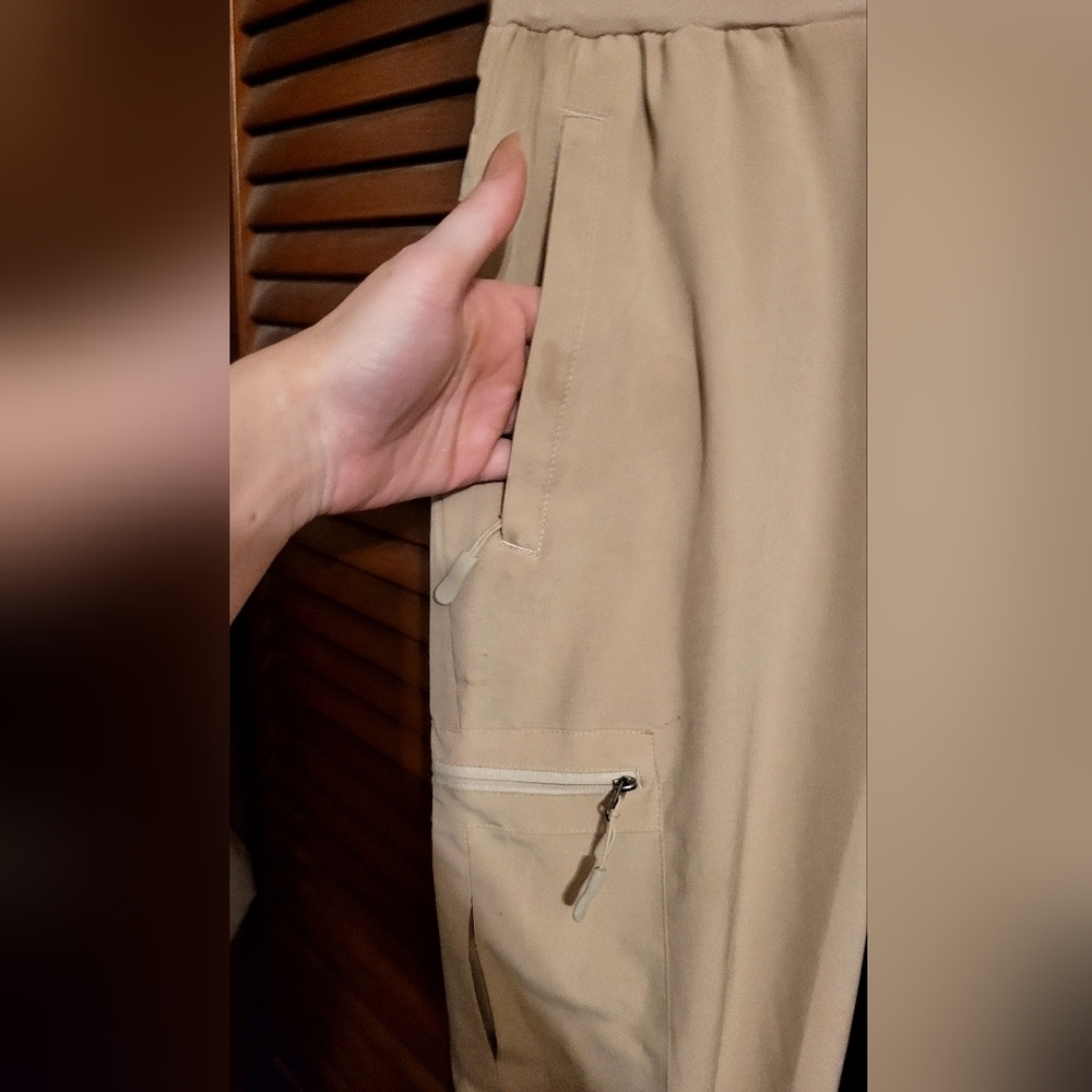 Ladies Feather Light Khaki Joggers/ Cargo Pants. Size Small. Sooo Comfortable. - Picture 4 of 7